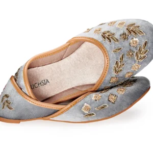 Floral Embroidered Khussa